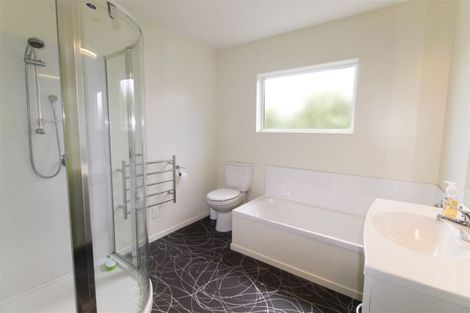 Photo of property in 12 Chambers Street, Kakanui, Oamaru, 9495