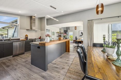 Photo of property in 18 Lakemere Way, Kinloch, Taupo, 3377