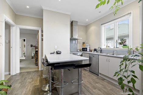 Photo of property in 21 Aparima Avenue, Miramar, Wellington, 6022