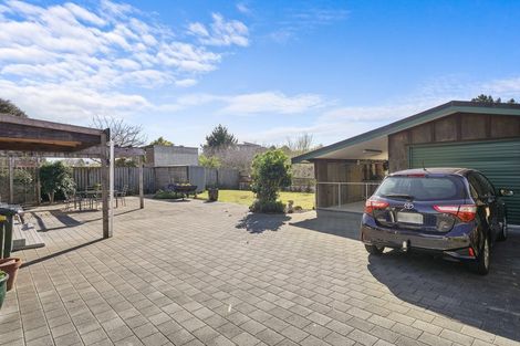 Photo of property in 20 Frimley Terrace, Waikanae Beach, Waikanae, 5036