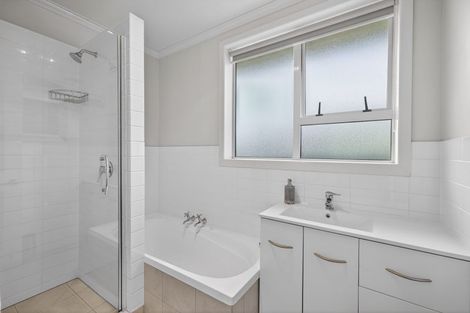 Photo of property in 208 Condell Avenue, Papanui, Christchurch, 8053