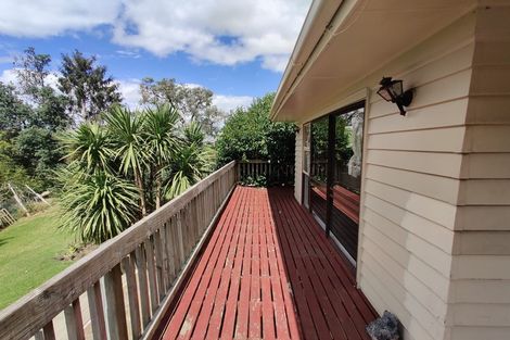Photo of property in 33 Leaver Place, Weymouth, Auckland, 2103