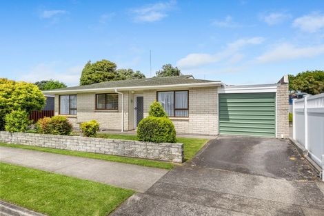 Photo of property in 1/12 Hori Street, Vogeltown, New Plymouth, 4310