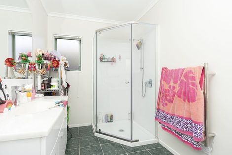 Photo of property in 49 Cairns Crescent, Rototuna, Hamilton, 3210