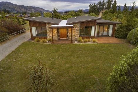 Photo of property in 78 Nichol Street, Lake Hawea, 9382