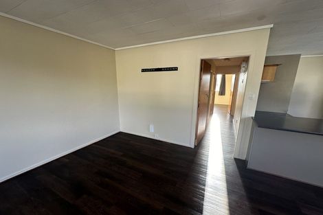 Photo of property in 10 Ponderosa Grove, Maoribank, Upper Hutt, 5018