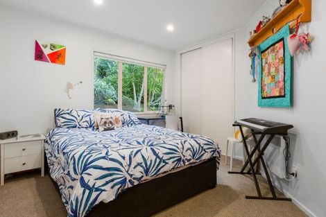 Photo of property in 29 Kate Sheppard Avenue, Torbay, Auckland, 0630