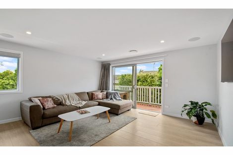 Photo of property in 29 Hewlett Road, Massey, Auckland, 0614