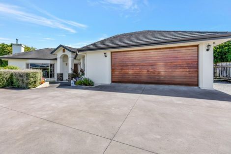 Photo of property in 432a Mangorei Road, Highlands Park, New Plymouth, 4312