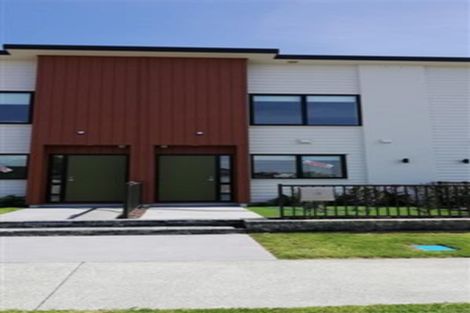 Photo of property in 3b Waituarua Drive, Takanini, 2112