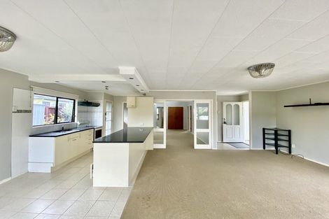 Photo of property in 109 Everglade Drive, Totara Heights, Auckland, 2105