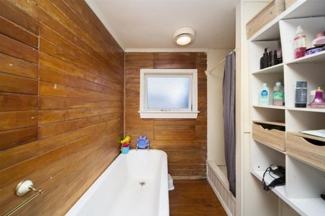 Photo of property in 371 Waihi Road, Normanby, Hawera, 4614