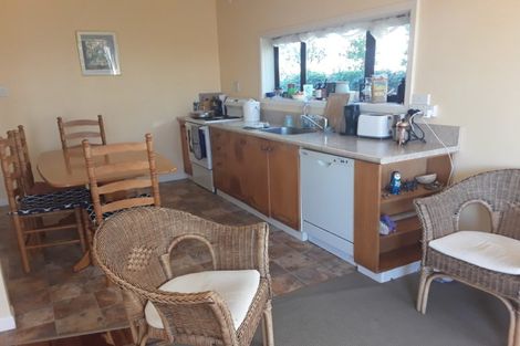 Photo of property in 13 Roslyn Road, Bluff Hill, Napier, 4110