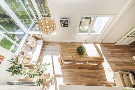 Photo of property in 27 Upper Bourke Street, Kilbirnie, Wellington, 6022