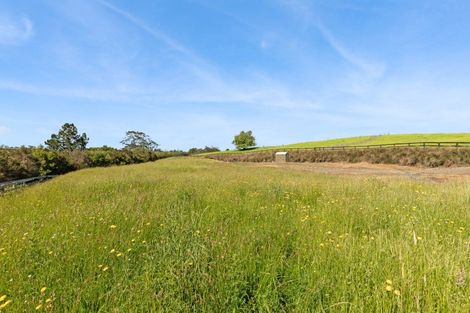 Photo of property in 369 Glenbrook Road, Kingseat, 2679