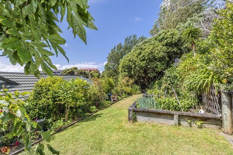 Photo of property in 15 Eclipse Lane, Whitby, Porirua, 5024