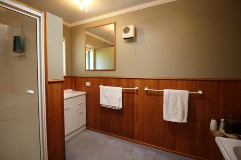 Photo of property in 17 Albert Drive, Clyde, 9330