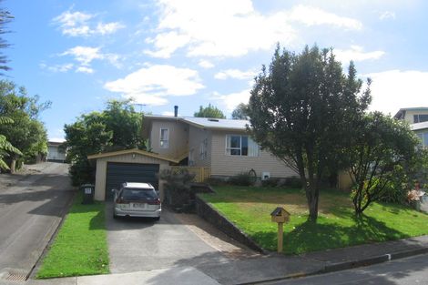 Photo of property in 15 Radiata Grove, Brown Owl, Upper Hutt, 5018
