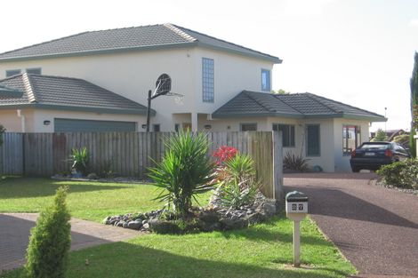 Photo of property in 27 Connemara Court, West Harbour, Auckland, 0618