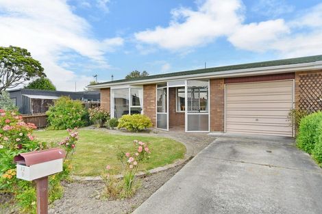 Photo of property in 2/9 Chilton Drive, Mairehau, Christchurch, 8052