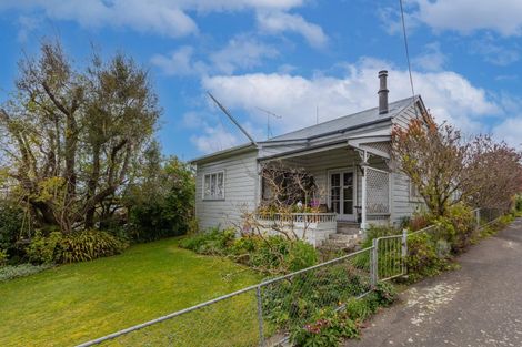 Photo of property in 57 Waverley Street, Waipawa, 4210