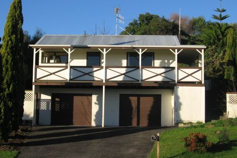 Photo of property in 27 Cypress Crescent, Pukete, Hamilton, 3200