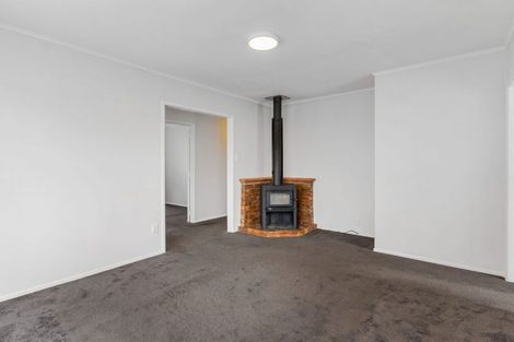 Photo of property in 25 Tairere Crescent, Rosehill, Papakura, 2113