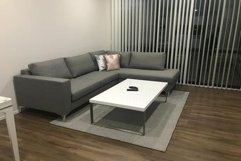 Photo of property in 13 Walsh Road, Papakura, 2110