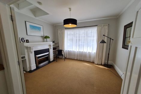 Photo of property in 6 Porritt Avenue, Mount Victoria, Wellington, 6011