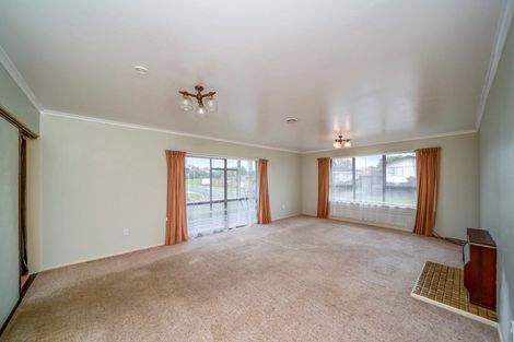 Photo of property in 1a Tuahu Place, Waitara, 4320