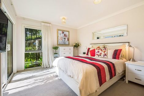 Photo of property in 6 Park Lane, Orewa, 0931