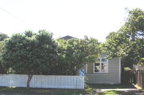 Photo of property in 27 Rotherham Terrace, Miramar, Wellington, 6022