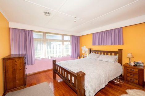 Photo of property in 10 Bright Street, Eketahuna, 4900