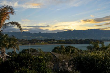 Photo of property in 9 Coppelia Avenue, Omokoroa, 3114