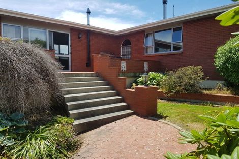 Photo of property in 24 Totara Avenue, Balclutha, 9230