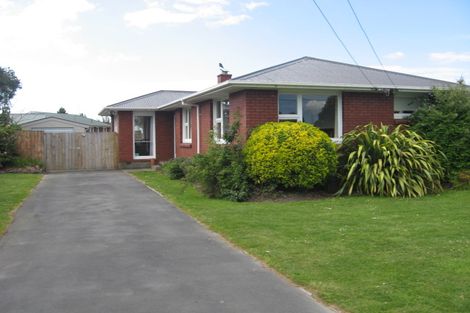 Photo of property in 37 Sturrocks Road, Redwood, Christchurch, 8051