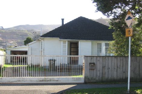 Photo of property in 31 Petherick Street, Taita, Lower Hutt, 5011