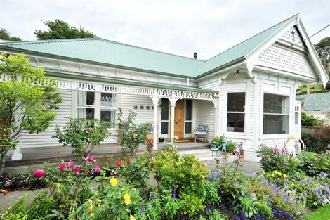Photo of property in 14 Brittan Terrace, Lyttelton, 8082