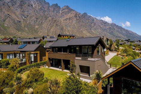 Photo of property in 7 Mckellar Drive, Jacks Point, Queenstown, 9371