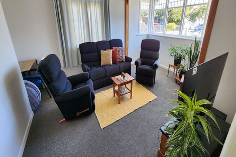 Photo of property in 34 David Street, Westown, New Plymouth, 4310