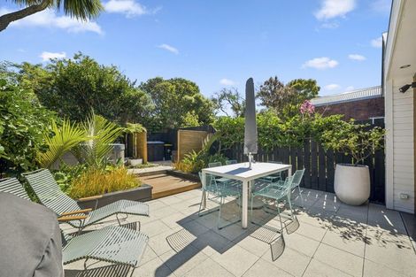 Photo of property in 19 Picton Avenue, Newtown, Wellington, 6021