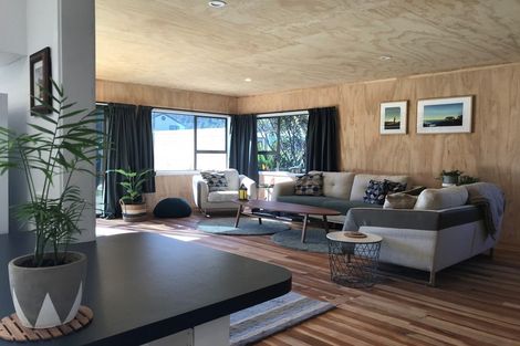 Photo of property in 215 Tuck Road, Whangamata, 3620