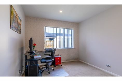 Photo of property in 6 Josh Road, Huapai, Kumeu, 0810