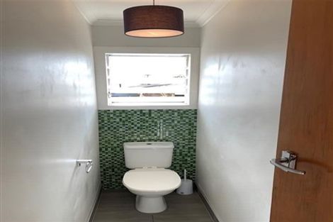 Photo of property in 22 Botany Road, Howick, Auckland, 2010