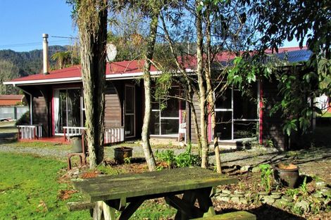 Photo of property in 29 Gibson Street, Ross, 7812