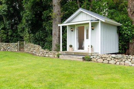 Photo of property in 132 South Manakau Road, Manakau, Otaki, 5583