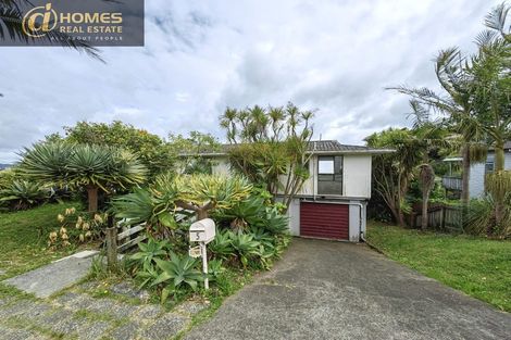 Photo of property in 5 Rosedale Road, Pinehill, Auckland, 0632