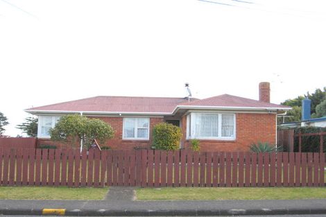 Photo of property in 3 Valentine Street, Papakura, 2110