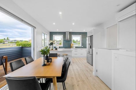 Photo of property in 3 Mere Road, Taupo, 3330