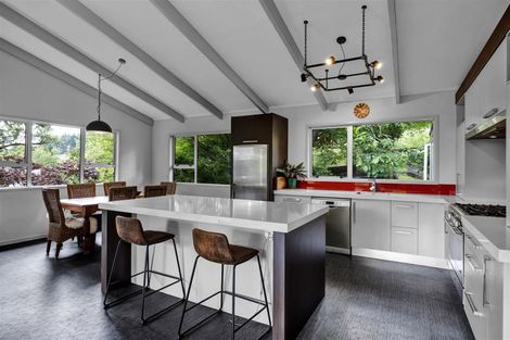 Photo of property in 25 Saxton Road, Upper Vogeltown, New Plymouth, 4310